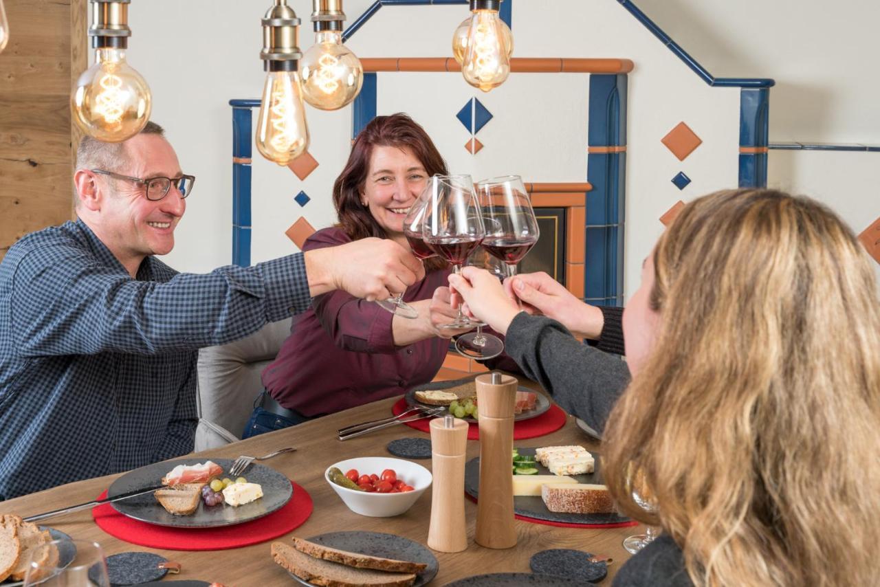 Chalet-Ferienwohnung Aehrenglueck, 70 Qm, Wellness/Fitness/Sauna - Bergroedelhof Feilitzsch Eksteriør billede