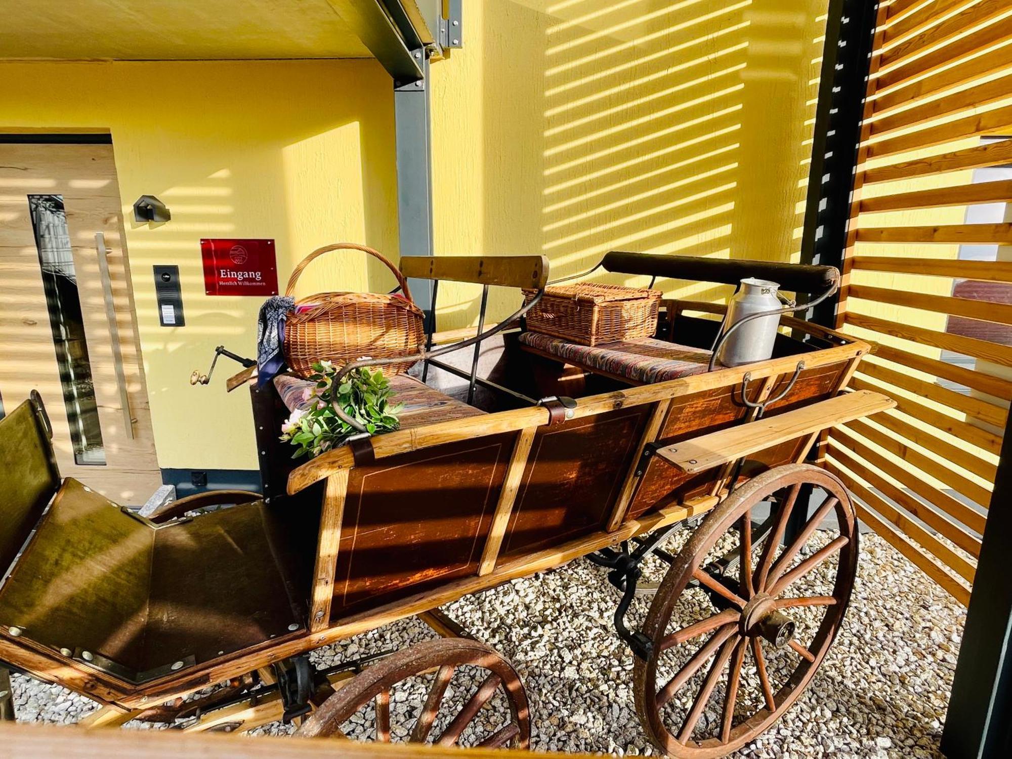 Chalet-Ferienwohnung Aehrenglueck, 70 Qm, Wellness/Fitness/Sauna - Bergroedelhof Feilitzsch Eksteriør billede